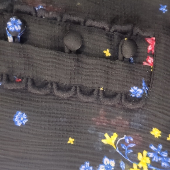 🌹3/15🌹ANN TAYLOR Black Blue Pink Yellow Floral Sheer Tank Top with Buttons - Picture 4 of 5